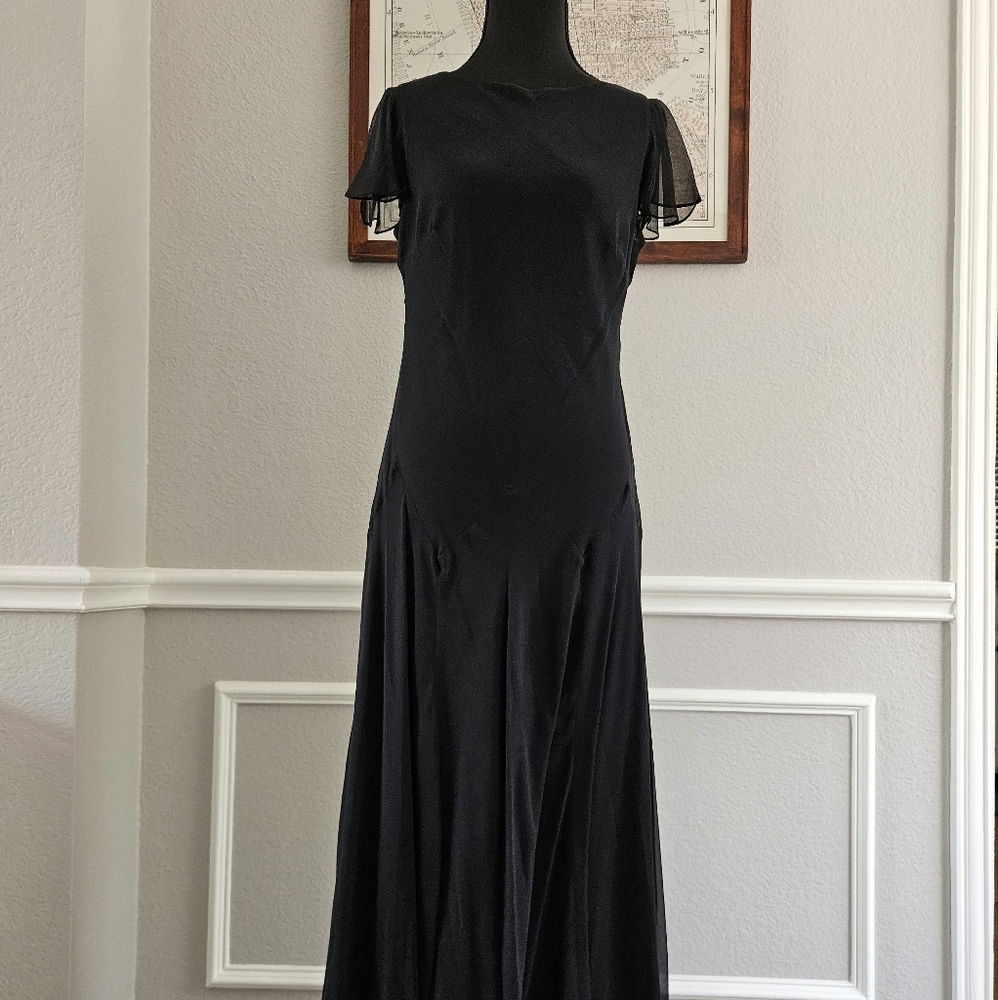 Elegant Black Evening Dress